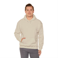 Person wearing a Heavy Blend Hoodie Gildan 18500 Unisex Jersey blank front. Made from 50% Cotton 50% Polyester in Sand. Pouch pocket and the tear-away label make for a highly comfortable, scratch-free wearing.